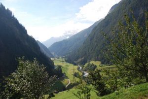 Das Tauerntal im Frühling, Stachlerhof, Anna Steiner, Ferien auf dem Bauernhof | Foto: Anna Steiner